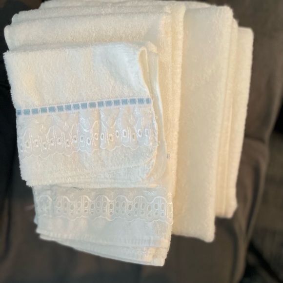Royal Velvet Bath Nwot Royal Velvet 9 Piece Towel Set Poshmark